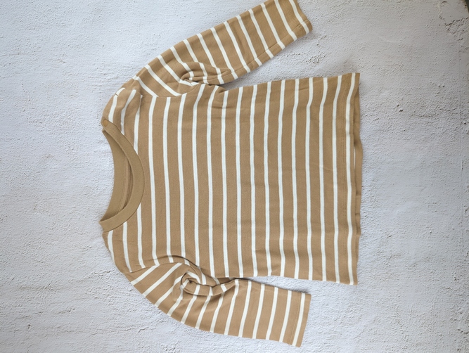 UNIQLO / Tシャツ & カットソー