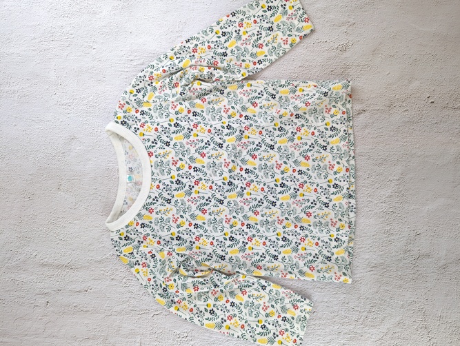 ELFIN DOLL / Tシャツ & カットソー