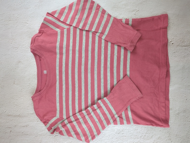 UNIQLO / Tシャツ & カットソー