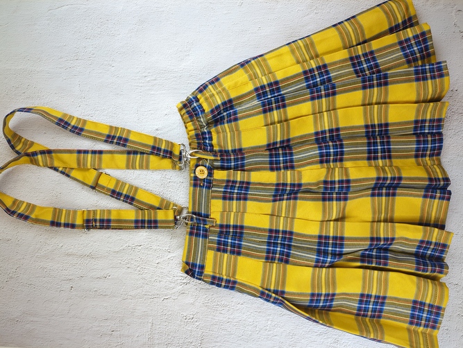 Lovetoxic / スカート